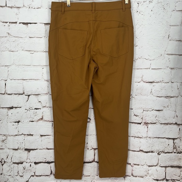 lululemon athletica “City Sleek 5 Pocket 7/8 Pants, Size 10 - Picture 9 of 13